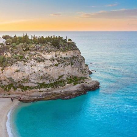 Sunset Beach Club Tropea トロペーア エクステリア 写真